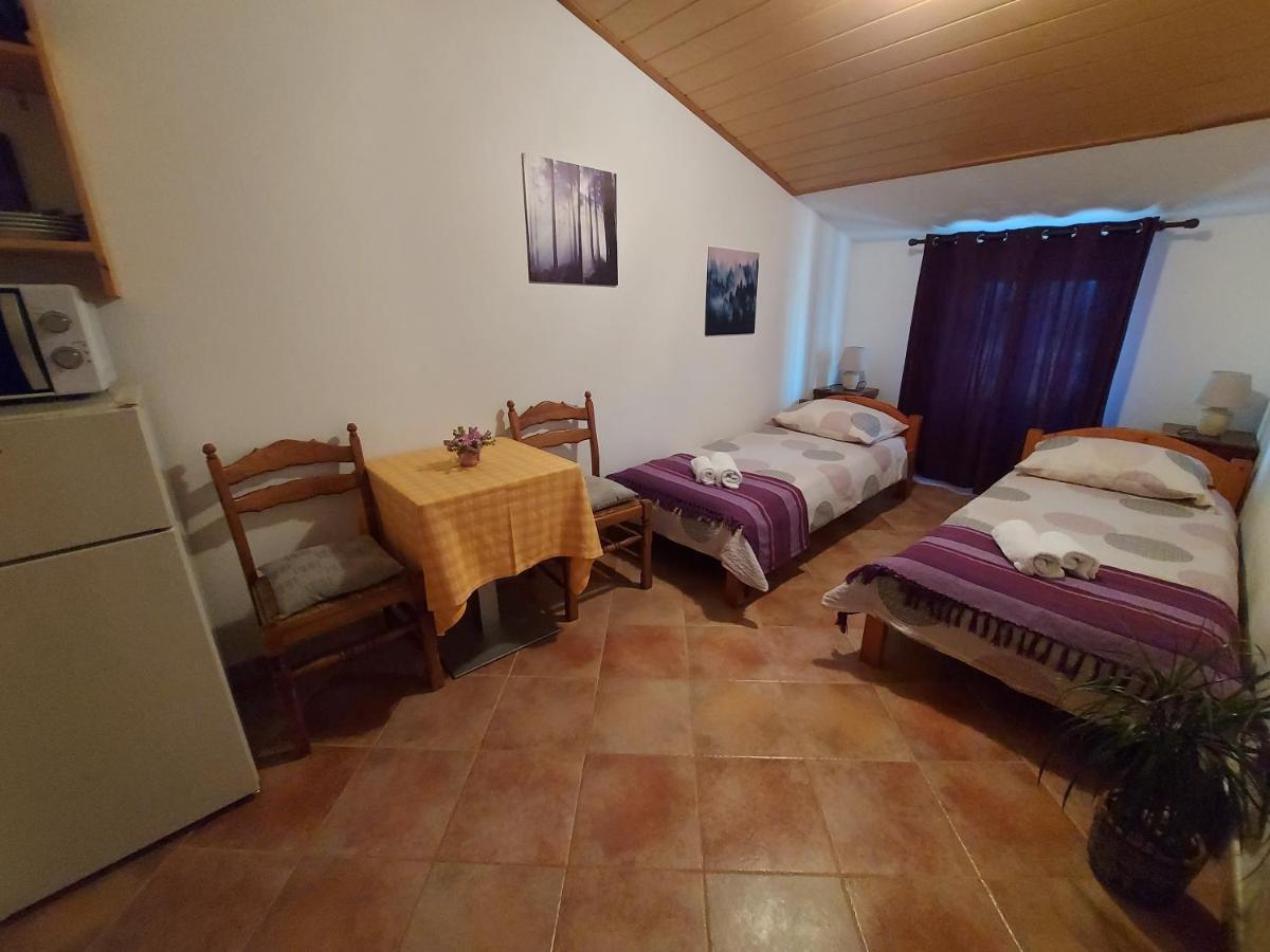 Bed and Breakfast Ranch Radin Brtonigla Esterno foto